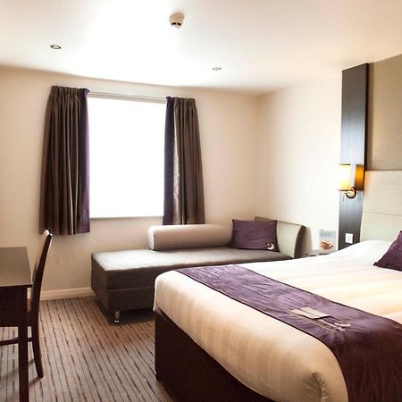 Premier Inn Guildford North - A3 Luaran gambar